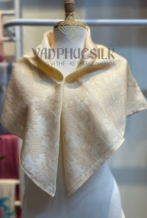 Khăn Vuông Lụa Vân cổ Hoa LyLy